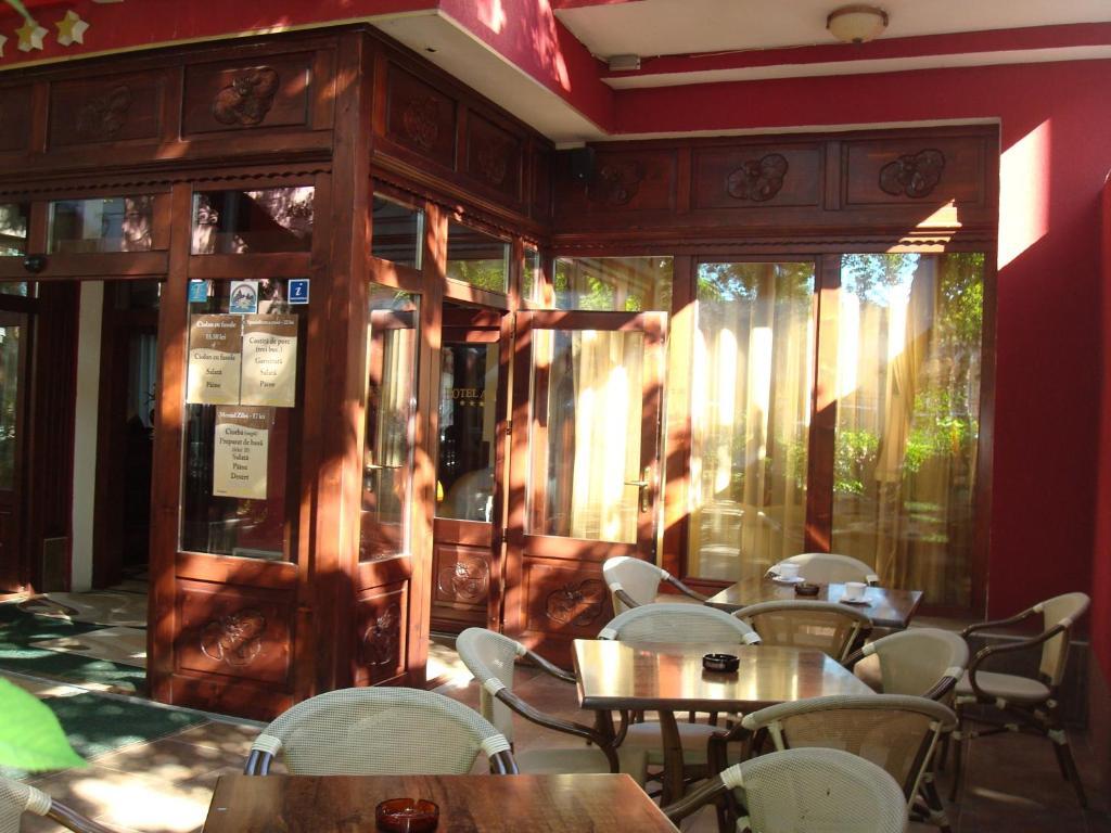 Hotel Ami Băile Felix Extérieur photo